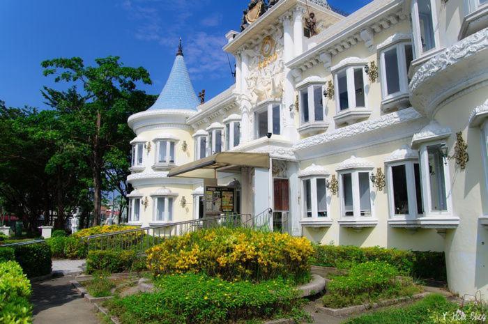 Front Yard Villa Tainan Exterior photo